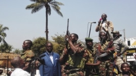 Shugaban Jamhuriyar Afrika Ta Sakiya Yana Yiwa Jama'a jawabi
