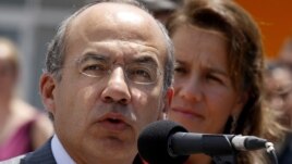 El presidente Felipe Calderón dijo que la expropiación de Repsol-YPF, en Argentina, es irresponsable.