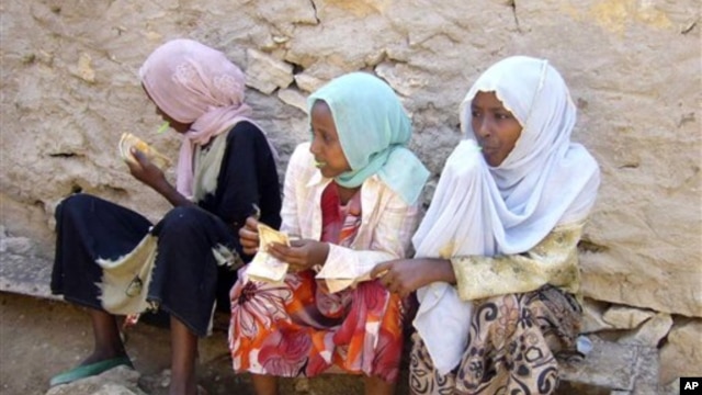 Ethiopian young girls waiting to travel to Yemen in Bossaso, the commercial city of the semi-autonomous region of Puntland and the launching pad of the people trying to cross the Gulf of Aden to Yemen. 