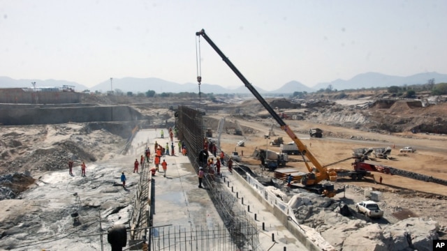 This picture taken April 2, 2013 shows the construction of the dam in Asosa Region of Ethiopia. 