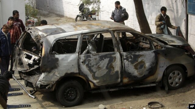 En febrero pasado la esposa de un diplomático israelí fue herida por una bomba colocada en su auto en Nueva Delhi, India.
