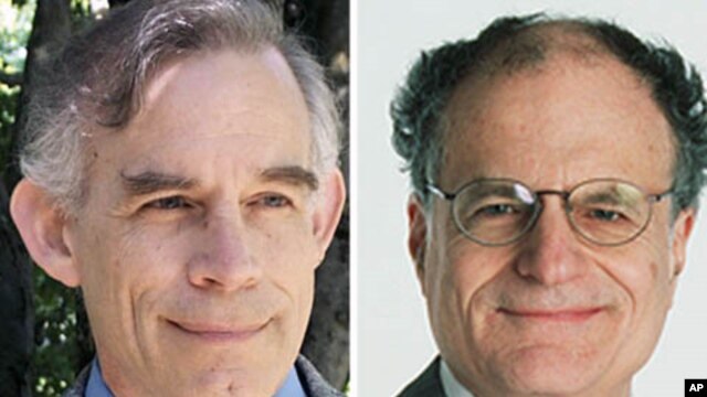 Undated handout pictures show Americans Thomas Sargent (R) and Christopher Sims (L) who were awarded the 2011 Nobel economics prize on October 10, 2011 in Stockholm.