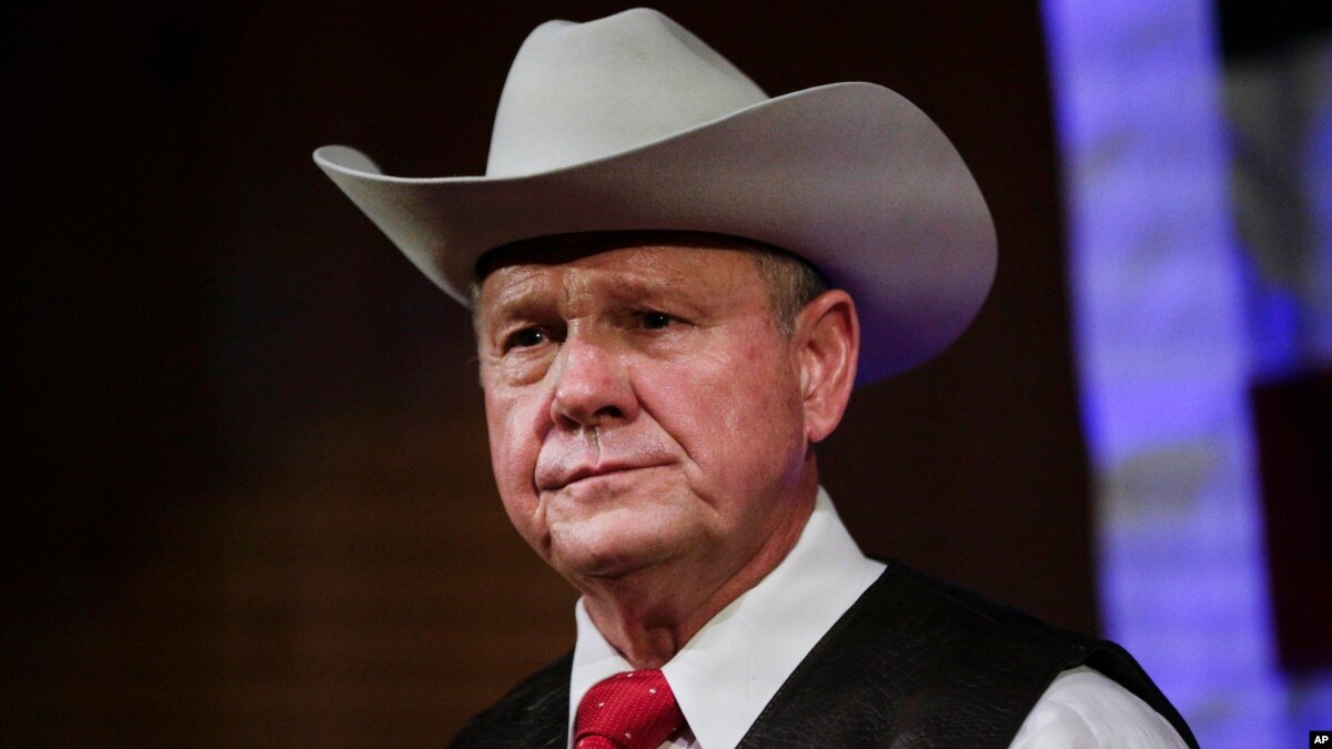 Campaña de Roy Moore impugna elección en Alabama