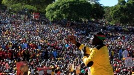 L'ancien ministre William Ruto de la coalition Jubilé s'adresse à des partisans à Nairobi le 12 jan. 2013