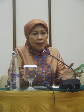 Kepala Perpustakaan Nasional Indonesia, Dra. Sri Sularsih (29/5).