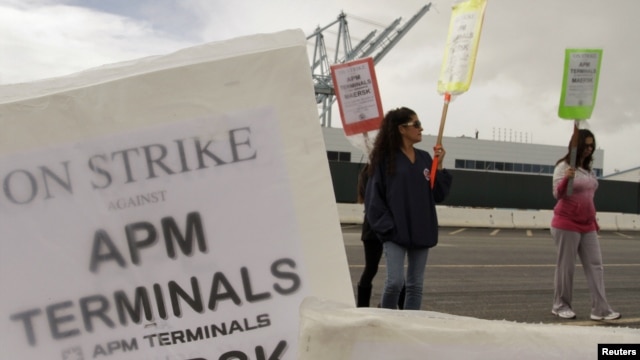 Las operaciones con contendores en los puertos del este de Estados Unidos habrían sido afectadas con la huelga, que este viernes ha sido desactivada.