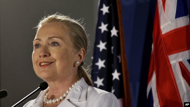 Menteri Luar Negeri Amerika Serikat, Hillary Clinton (Foto: dok). Menlu Clinton mengumumkan akan memberikan dana bantuan tambahan bagi korban konflik Suriah, Rabu (14/11).
