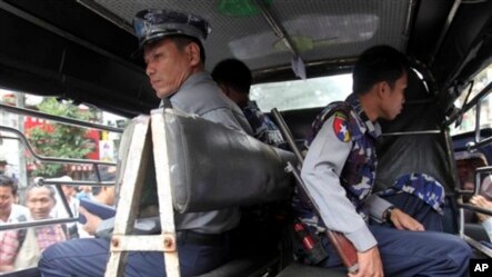 ရန္ကုန္မွာ ဗံုးဆက္တိုက္ ေပါက္ကြဲၿပီးေနာက္ လံုၿခံဳေရးတင္းက်ပ္စြာခ်ထား (၁၅ ေအာက္တိုဘာ ၂၀၁၃)