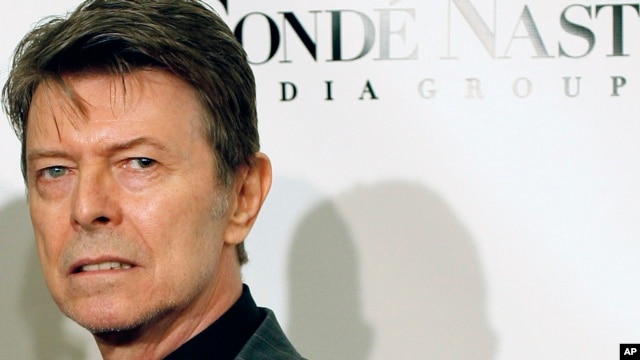 David Bowie arrives at the Fourth Annual Black Ball Concert for "Keep A Child Alive" in New York, October 2008.