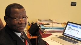 Le ministre Lambert Mende.
