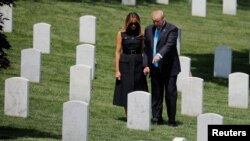 EE.UU. honra a militares fallecidos en combate durante 