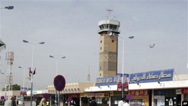 A suspicious package originating in Yemen containing a toner cartridge with wires and powder was found during routine screening of air cargo in the United Kingdom, prompting authorities to scour three planes and a truck in the United States. U.S. official