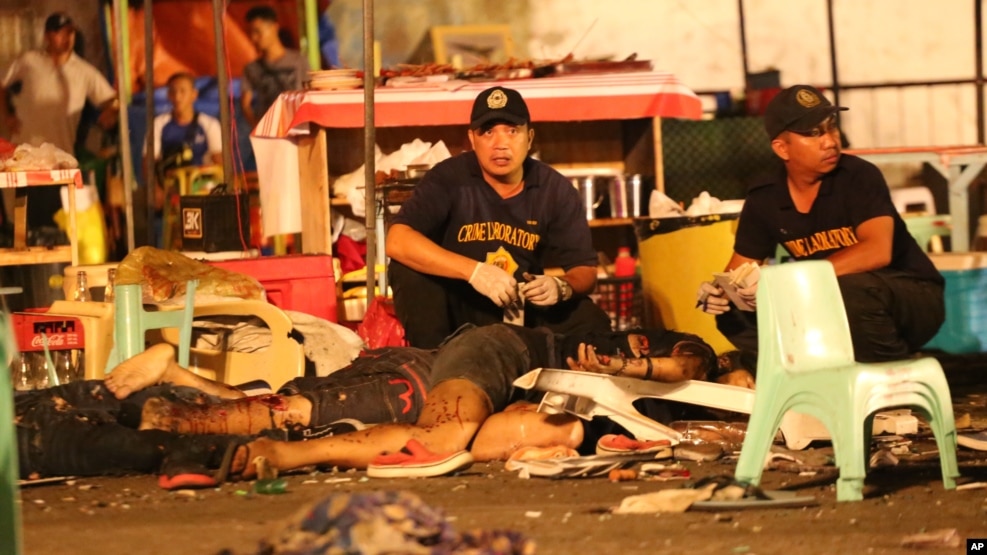 La explosión tuvo lugar en un mercado nocturno en el centro de Davao y coincidió con la presencia del presidente Rodrigo Duterte.