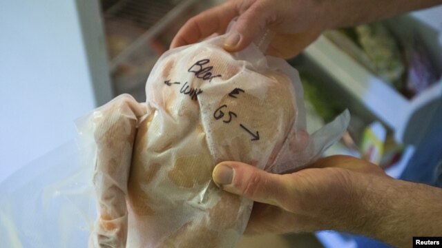 Una rigurosa limpieza en el procesamiento de alimentos forma parte de las exigencias de las nuevas regulaciones.