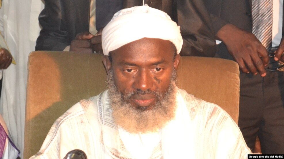 Dr. <b>Ahmad Abubakar</b> Gumi - CDE80909-FB64-4229-9DF6-8BFC62FF8479_cx23_cy6_cw54_w987_r1_s_r1