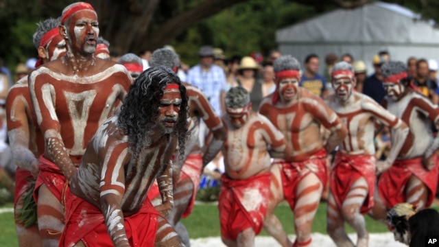 an analysis of the dreaming of the aboriginal people of australia According to some traditional beliefs of australia's indigenous people, their ancestors were created in the dreaming (see below - 'memories of the dreamtime'), the period when both landscape and humans were formed. an analysis of the dreaming of the aboriginal people of australia According to some traditional beliefs of australia's indigenous people, their ancestors were created in the dreaming (see below - 'memories of the dreamtime'), the period when both landscape and humans were formed.