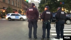 Oficiales de la policía de Nueva York investigan el incidente.