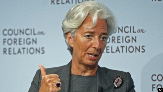 International Monetary Fund Managing Director Christine Lagarde speaks at the Council on Foreign Relations forum in New York, July 26, 2011 (file photo)