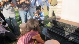 Marjolaine Caron, daughter of photojournalist Gille Caron, held a vigil at the stupa on Thursday. This was the first time she has come to Cambodia since her father disappeared, on April 5, 1970.          