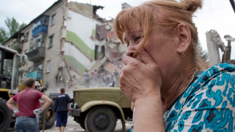 На востоке Украины нанесен удар с воздуха по жилому дому