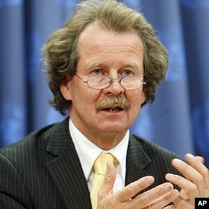 Ông Manfred Nowak