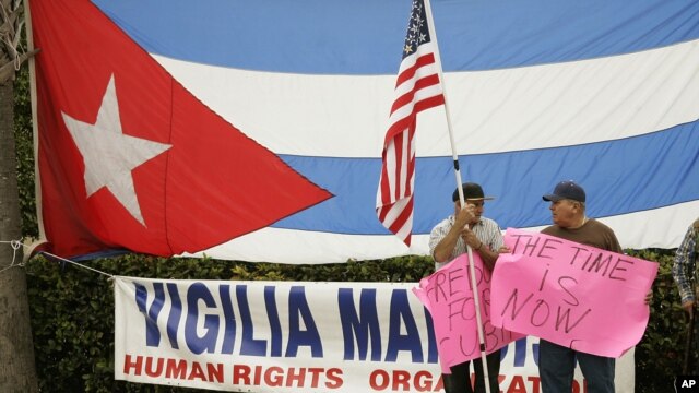 Desde el año 2009, cuando Barack Obama llegó al poder, el gobierno de Cuba ha pedido dialogar, pero Washington se mantiene en su posición de pedir garantías de libertades para el pueblo cubano como condición.