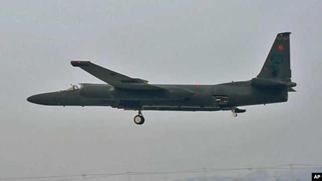 A U-2 flies at low altitude on an overcast Korean morning, Osan Air Base, South Korea, December 2011.