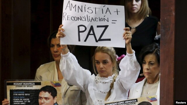 Uno de los beneficiados con la ley de amnistía aprobada sería el líder opositor Leopoldo López.