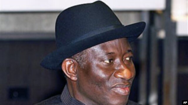 Nigeria President Goodluck Jonathan attends the Commonwealth Heads of Government Meeting  in Perth, Australia, October 30, 2011.