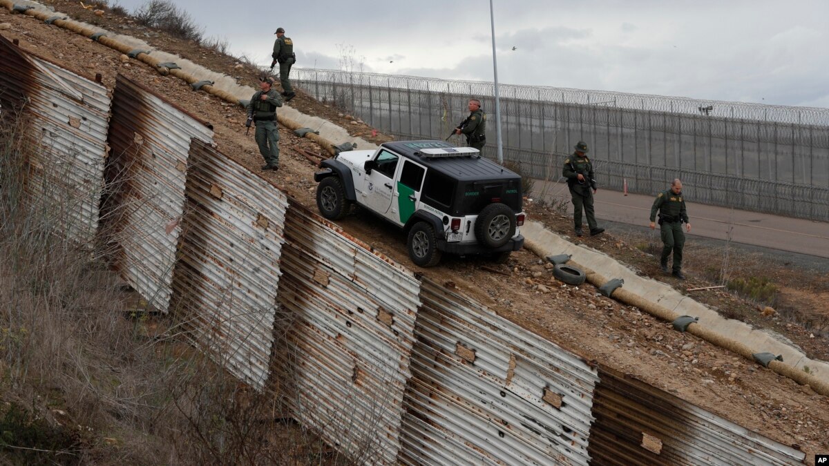 Arrestos fronterizos suben 78% en noviembre