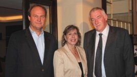 Votat numërohen ngadalë, palët pretendojnë fitoren