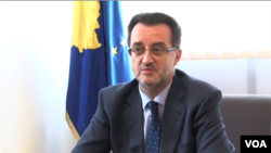 Kosovë: Kryeministri Mustafa liron nga detyra ministrin Ferid Agani