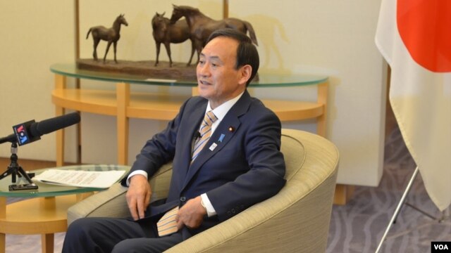 Japan's Chief Cabinet Secretary Yoshihide Suga speaks to VOA, Tokyo, Japan, February 4, 2013.  