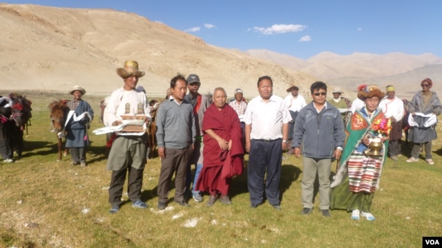 Tibetan Members of Parliament with Jangthang Nomads