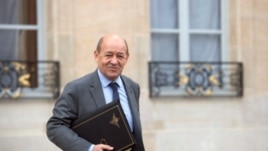 Umushikiranganji ajejwe kwivuna abansi w'Ubufransa, Jean-Yves Le Drian 