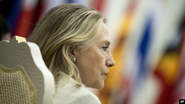 Cambodia US Clinton