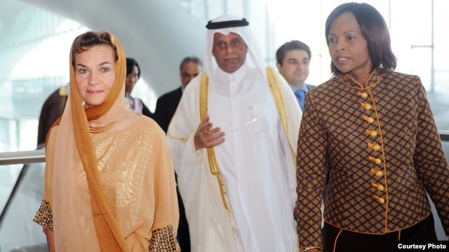 (l-r) United Nations Climate Change Convention, Executive Secretary Christiana Figueres; Convention President Abdullah bin Hamad Al-Attiyah; and former Convention President Maite Nkoana-Mashabane. (IISD Reporting Services)