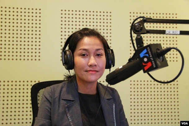 Ms. Sok Sikieng, Technovation Ambassador in Cambodia and Lecturer of Information Technology at Royal University of Phnom Penh discusses "Opportunities and Challenges for Cambodian Women in Tech" on VOA Khmer’s Hello VOA “New Voices”, Monday, May 16, 2016.