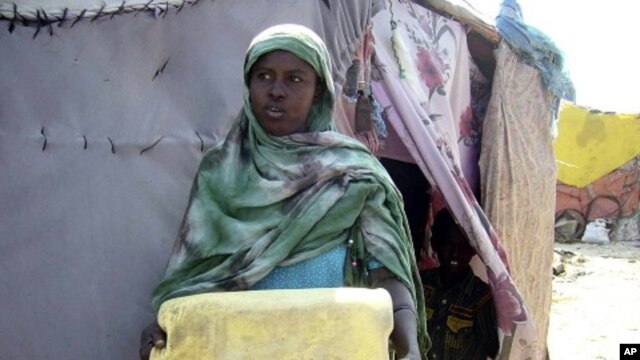 Nasteeho Mohamud Weheliye, one of three refugees who survived on a boat that capsized and killed 33 passengers on its way to Yemen (2010 file photo).