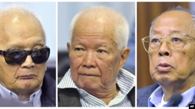 Former Khmer Rouge second-in-command Nuon Chea, former President Khieu Samphan and former Foreign Minister Ieng Sary (L-R) attend their trial at the Extraordinary Chambers in the Courts of Cambodia (ECCC) on the outskirts of Phnom Penh, November 21, 2011.