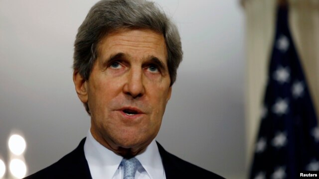 Ngoại trưởng Hoa Kỳ John Kerry phát biểu tại Bộ Ngoại giao Hoa Kỳ, Washington, 8/2/2013 REUTERS/Jason Reed