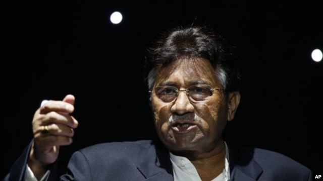 Pervez Musharraf, the former President of Pakistan, talks during a public rally of his new political party, the "All Pakistan Muslim League"  in Birmingham, England, 2 Oct 2010 (file photo)
