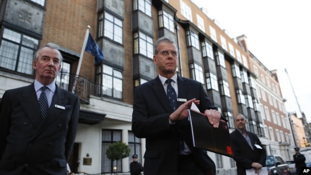 John Lofthouse, presidente ejecutivo del hospital King Edward VII expresó estar impactado con la muerte de Jacinta Saldanha, a quien reconoció como una buena trabajadora y excelente compañera.