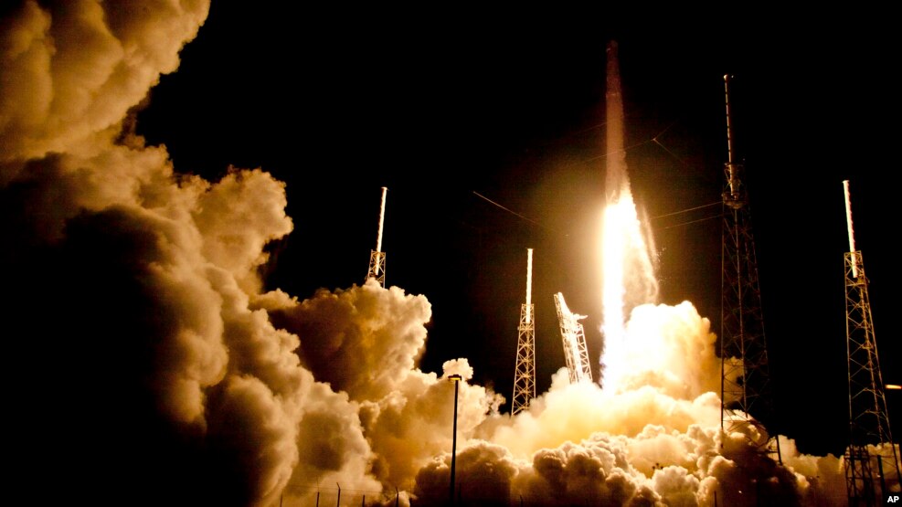 SpaceX ul me sukses pjesën e mbetur të raketës