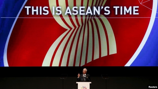 Thủ tướng Malaysia Najib Razak phát biểu trong lễ khai mạc Hội nghị Cấp cao ASEAN lần thứ 26 tại Kuala Lumpur, ngày 27/4/2015.
