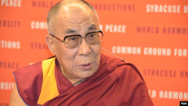 Dalai Lama mendesak pemerintah Tiongkok tidak hanya menyalahkan dirinya dalam aksi bakar diri di Tibet (foto: dok). 