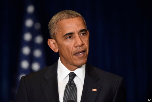 Tổng thống Barack Obama nói các vụ nổ súng bắn vào các nhân viên đang làm nhiệm vụ là “hành động tấn công đồi bại, có tính toán và hèn hạ”.