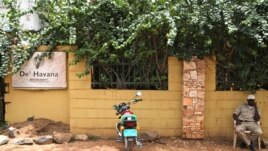 The De Havana nightclub in South Sudan's capital Juba where salsa and Cuba libres are always on the menu, is a small tribute by the 'Cuban Jubans' to Cuba, August, 2012. (Hannah McNeish/VOA)
