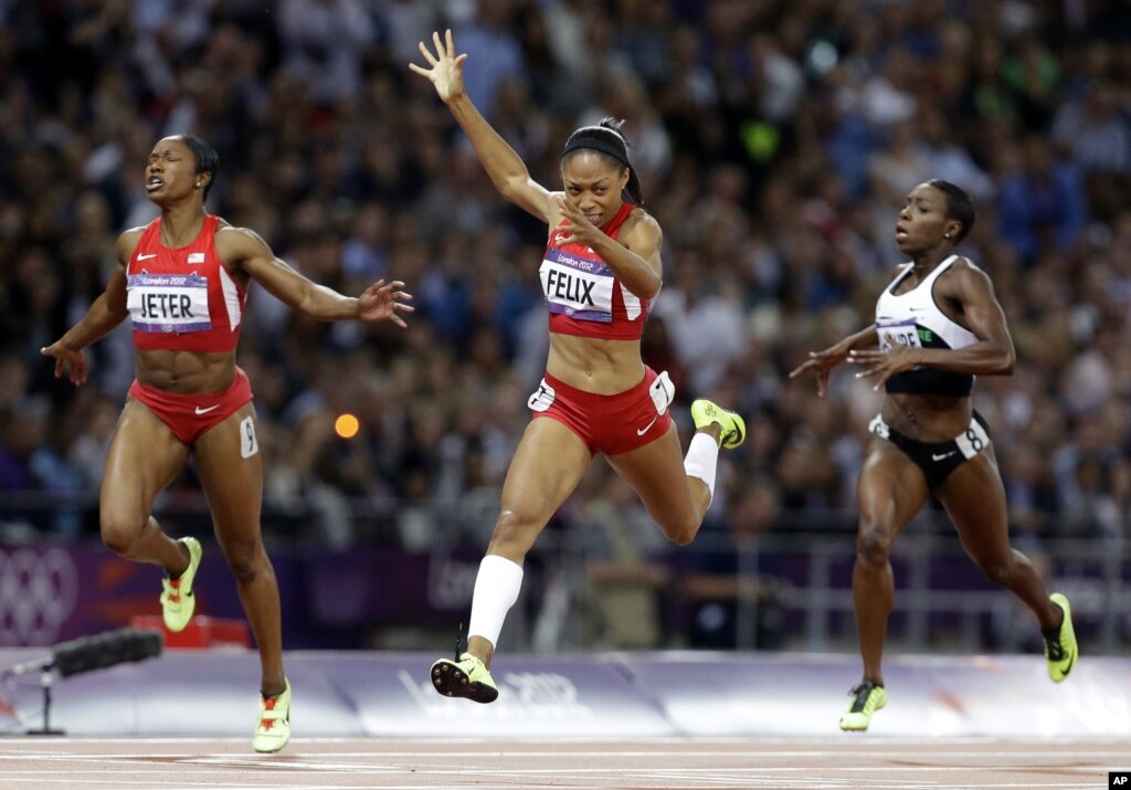 US Sprinter Felix Wins Women's 200Meter in London