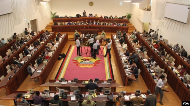 Assembleia da República, Moçambique